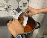 รูปขั้นตอนการทำที่ 8 ของ ซุปทอสคาน่า กับ พาสต้าโบว์ (Toscana Soup with Farfalle Pasta)