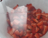 Foto del paso 3 de la receta: Fresas con leche evaporada