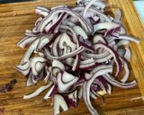 A picture of step 5 of Chinese Noodles with Porcini Mushrooms and Carrot.