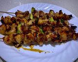Foto langkah ke 4 dari resep Yakitori Chicken With Ginger, Garlic and Soy Sauce.