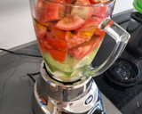 Foto del paso 2 de la receta: Gazpacho para el calor 🏖️