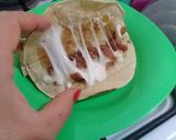 Foto del paso 2 de la receta: Quesadillas de chicharrón "3 Ingredientes"