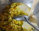 आंबट दहीबेसन (Dahi Besan Recipe In Marathi) रेसिपी स्टेप 4 फोटो 