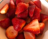 Foto del paso 7 de la receta: Pionono casero con crema y frutillas 🍓