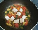Foto langkah ke 4 dari resep Ikan Nila Saus Tiram Warna Warni.