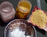 मक्की के आटे का हलवा (Makki ke aate ka halwa recipe in Hindi) रेसिपी चरण 1 फोटो