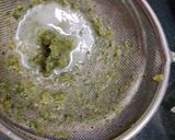 A picture of step 3 of Grapes mint juice.