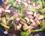 Foto del paso 5 de la receta: Pasta fresca espaguetis con polvo de remolacha