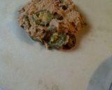 A picture of step 4 of Spicy and crunchy tuna pockets.