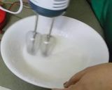A picture of step 2 of Strawberry delight.