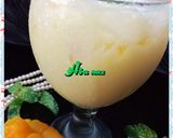 A picture of step 3 of Mango lassi.
