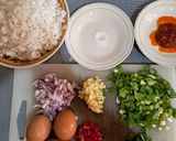 Foto langkah ke 1 dari resep Nasi Goreng Rumahan.