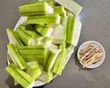 炒絲瓜的食譜步驟1照片