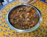 Une image de l'étape 30 de Bœuf bourguignon revisité à la patate douce, carottes, navets et champignons.