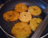 A picture of step 2 of Brown rice cutlets.