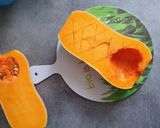 Une image de l'étape 1 de Butternut farcie aux quinoa et poireau.