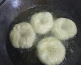 Foto langkah ke 4 dari resep Donat Dadakan.