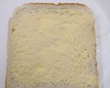 Gambar langkah 2 resipi Sandwich Telur.