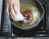 Foto langkah ke 1 dari resep Wadai Cincin khas Banjar simpel.