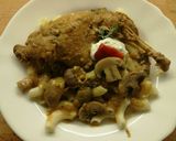 Nyúlpaprikás gombával, fokhagymásan recept fázis 7 fotója