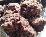 Foto langkah ke 7 dari resep Brownis kukus mekar.