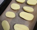 Une image de l'étape 1 de Pomme de terre chorizo mozza gratinée.