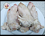 Foto del paso 1 de la receta: Pies o manitas de cerdo