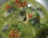 Foto langkah ke 3 dari resep Ikan Bawal Kuah Kuniang.