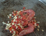 Foto del paso 3 de la receta: Paella de conejo y gambón🌿☀️🌻