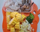 Foto langkah ke 1 dari resep Udang Sotong Bumbu Seafood Simple.