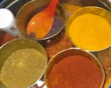 बेसन का चीला (Besan ka cheela recipe in hindi) रेसिपी चरण 1 फोटो