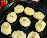 पिस्ता नारियल पेड़ा रेसिपी चरण 8 फोटो