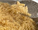 صورة لخطوة 5 من وصفة باستا(بكريمه بيتيه)