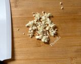 Foto del paso 4 de la receta: Tosta de Pisto Manchego, Huevo plancha & Bastones de Patata al horno
