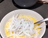 A picture of step 2 of Silver Fish with Egg.