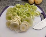 Foto del paso 2 de la receta: Sopa Fast Papa y Poro