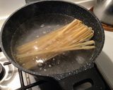 Foto del passaggio 4 della ricetta Scialatielli con pescespada, lupini e crema di datterini