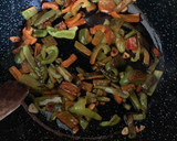 Foto del paso 2 de la receta: Arroz de centolla y langostinos