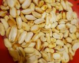 A picture of step 1 of Peanut chikki.