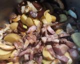 A picture of step 2 of Sour Cereal Soup.