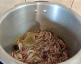 A picture of step 2 of Mutton nihari.