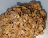 Foto del paso 6 de la receta: Arroz con salchichas y tortilla