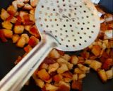 A picture of step 2 of Migas Manchegas.