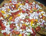 હરીયાળી મલ્ટીગ્રેઈન પીઝા (Hariyali Multigrain Pizza Recipe In Gujarati) રેસીપી સ્ટેપ3ફોટો