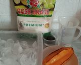Foto langkah ke 1 dari resep Es Tropical Belimbing.