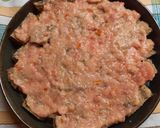 Foto del paso 2 de la receta: Milanesa con tomate, tiras de morrón y queso