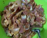 Hình bước làm 1 của món Khổ Qua Xào Mề Gà