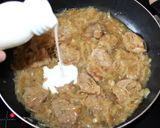 Szűzpecsenye tejszínes hagymamártásban recept fázis 5 fotója