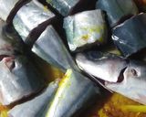 Foto langkah ke 4 dari resep Ikan tumis pedas.