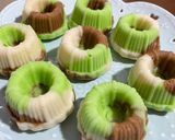 Foto langkah ke 5 dari resep Bolu kukus mini 3 rasa.